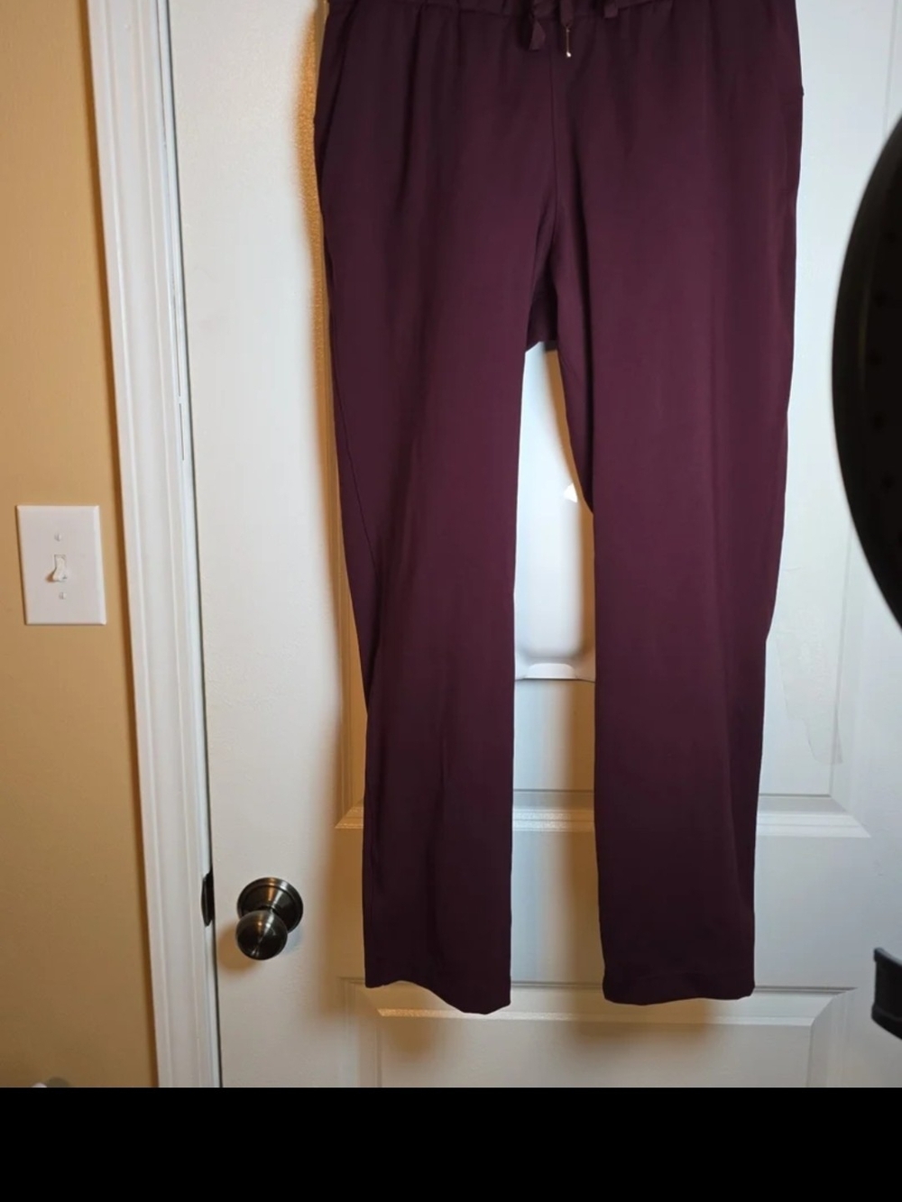 Lululemon On the Fly Pants maroon size 8